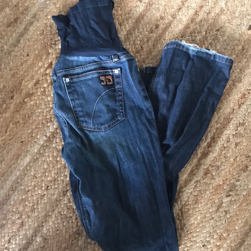 Joe’s maternity jeans size 27